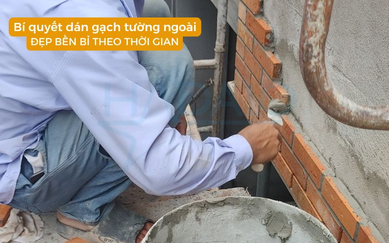 dán gạch tường ngoài