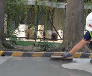 Thi công vữa tự san phẳng SikaLevel 102 VN